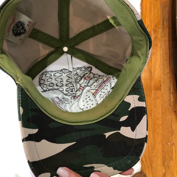 Ed Hardy authentic vintage camouflage bulldog hat. Worn 1x Swagger throwback! - Picture 3 of 11